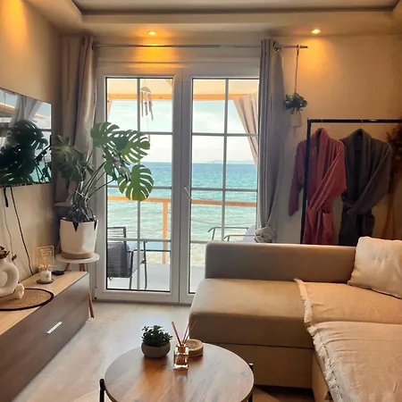 Sea U Apartment *